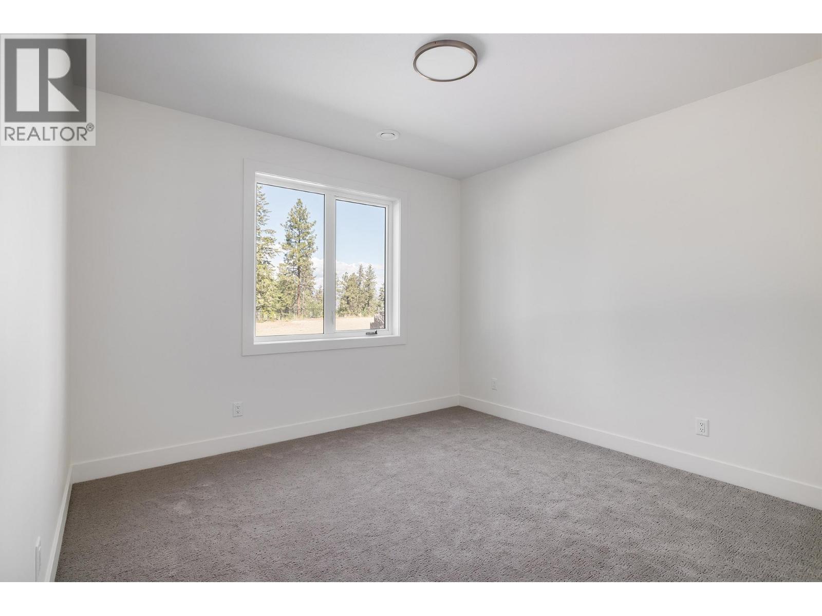 596 Benmore Place, Kelowna - Image 1