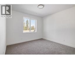 596 Benmore Place, Kelowna, BC V1W4Z3 Photo 30