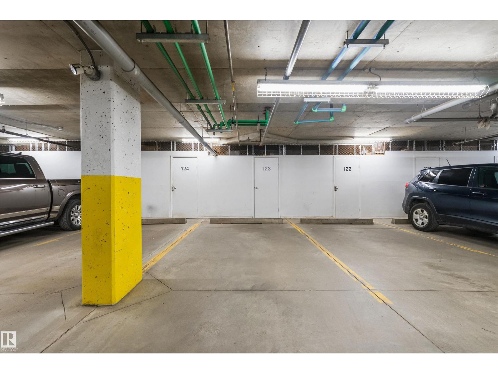 #203 8931 156 ST NW - 39