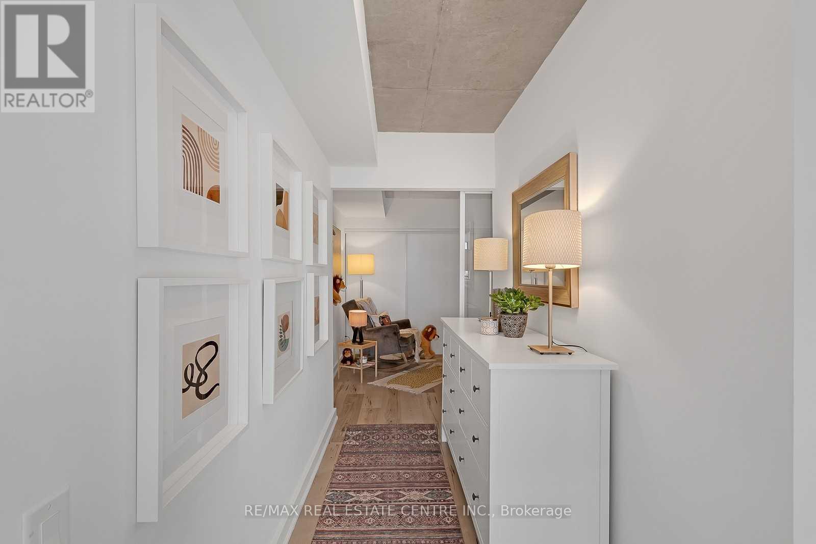 #407 5 HANNA AVENUE - 30