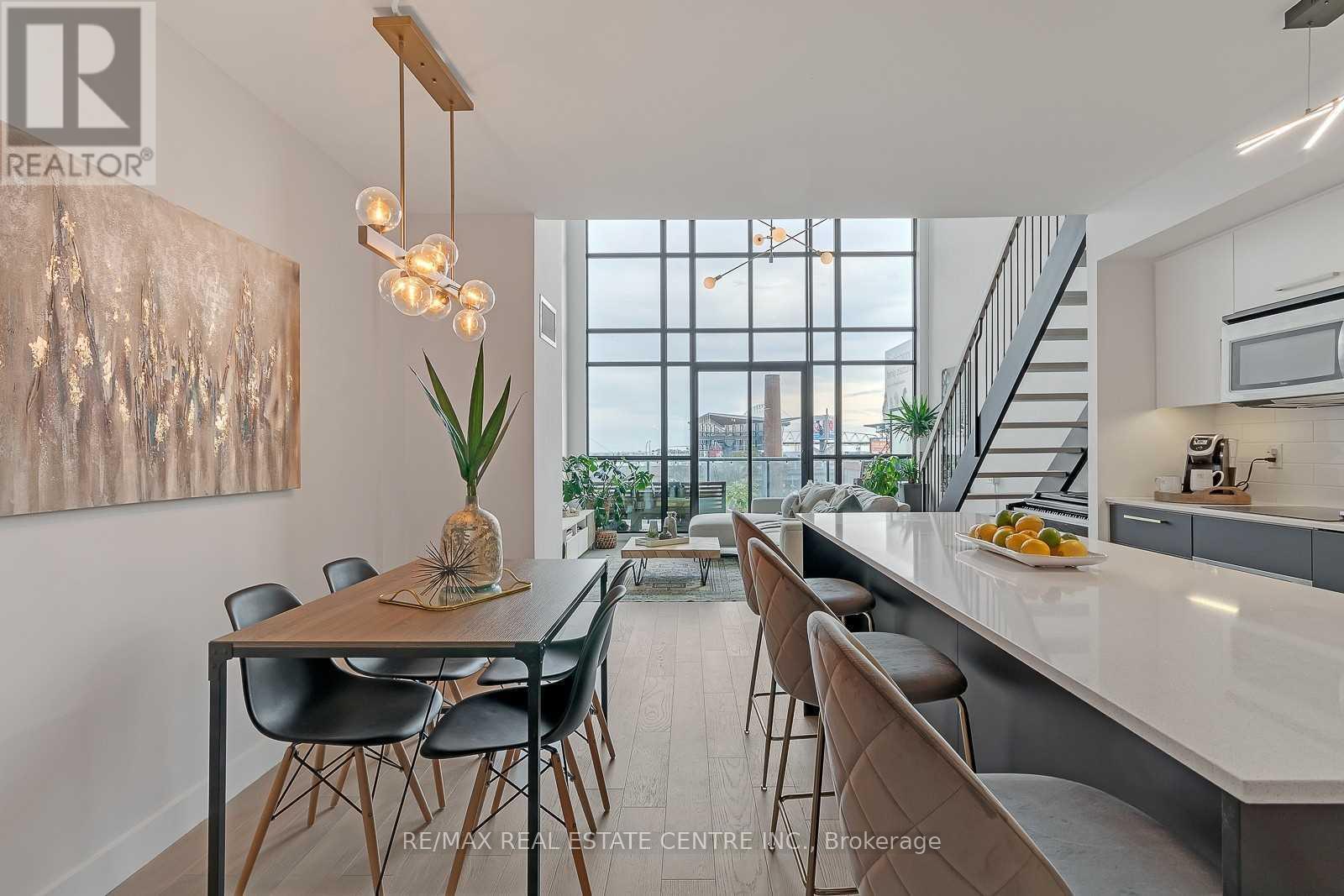 #407 5 HANNA AVENUE - 6