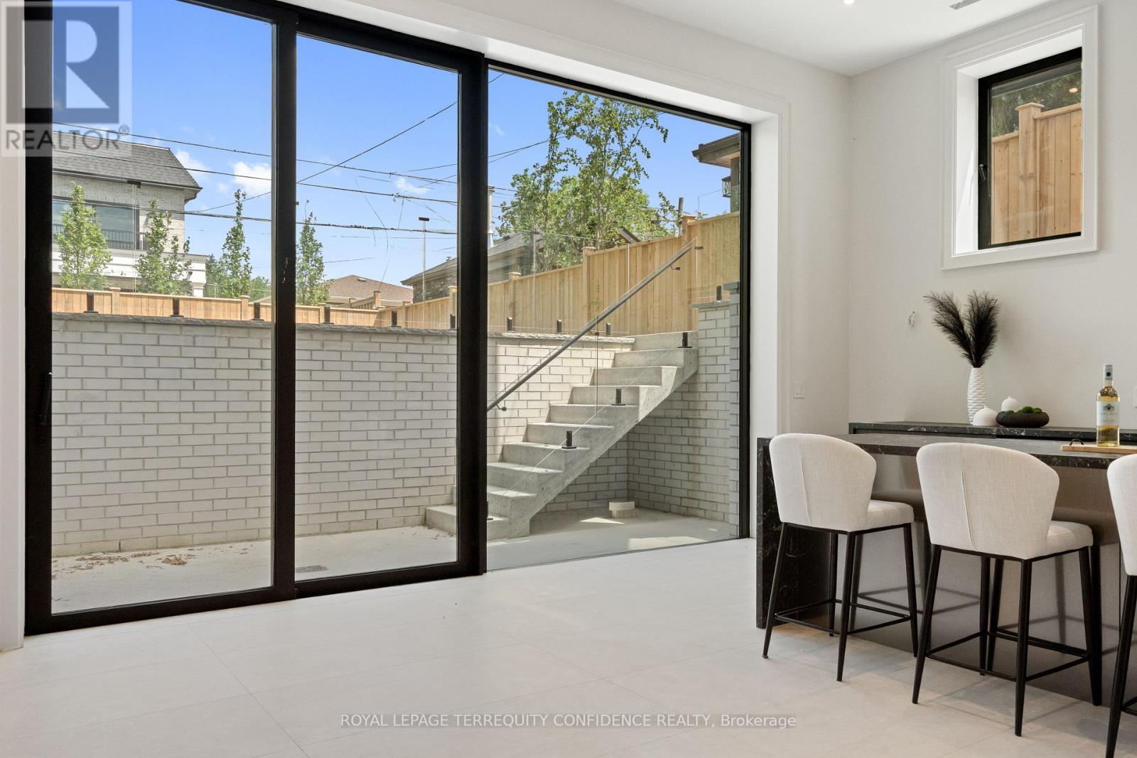 272 HORSHAM AVENUE - Image 32