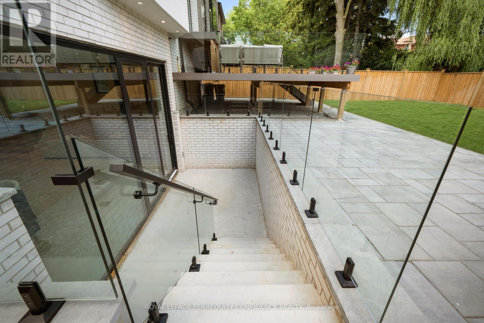 272 HORSHAM AVENUE - Image 35