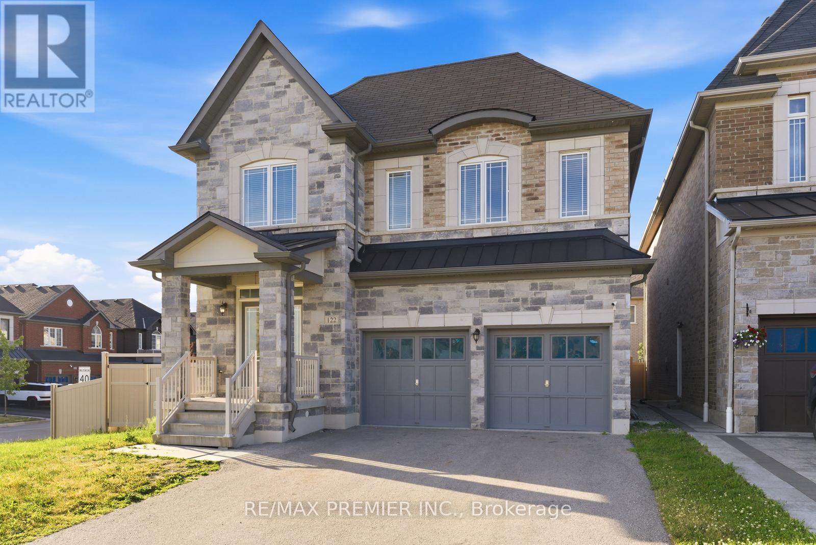 122 MCKENZIE WAY - 1