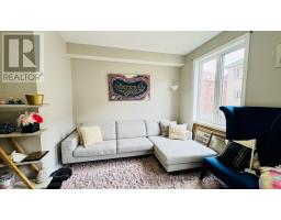 8 Rabbit Run Way, Brampton, ON L6Z0J2 Photo 10