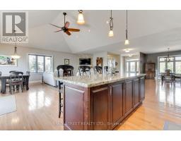 13 Brolley Crescent, Essa, ON L0L1N0 Photo 12