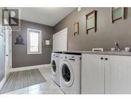 13 Brolley Crescent, Essa, ON L0L1N0 Photo 28