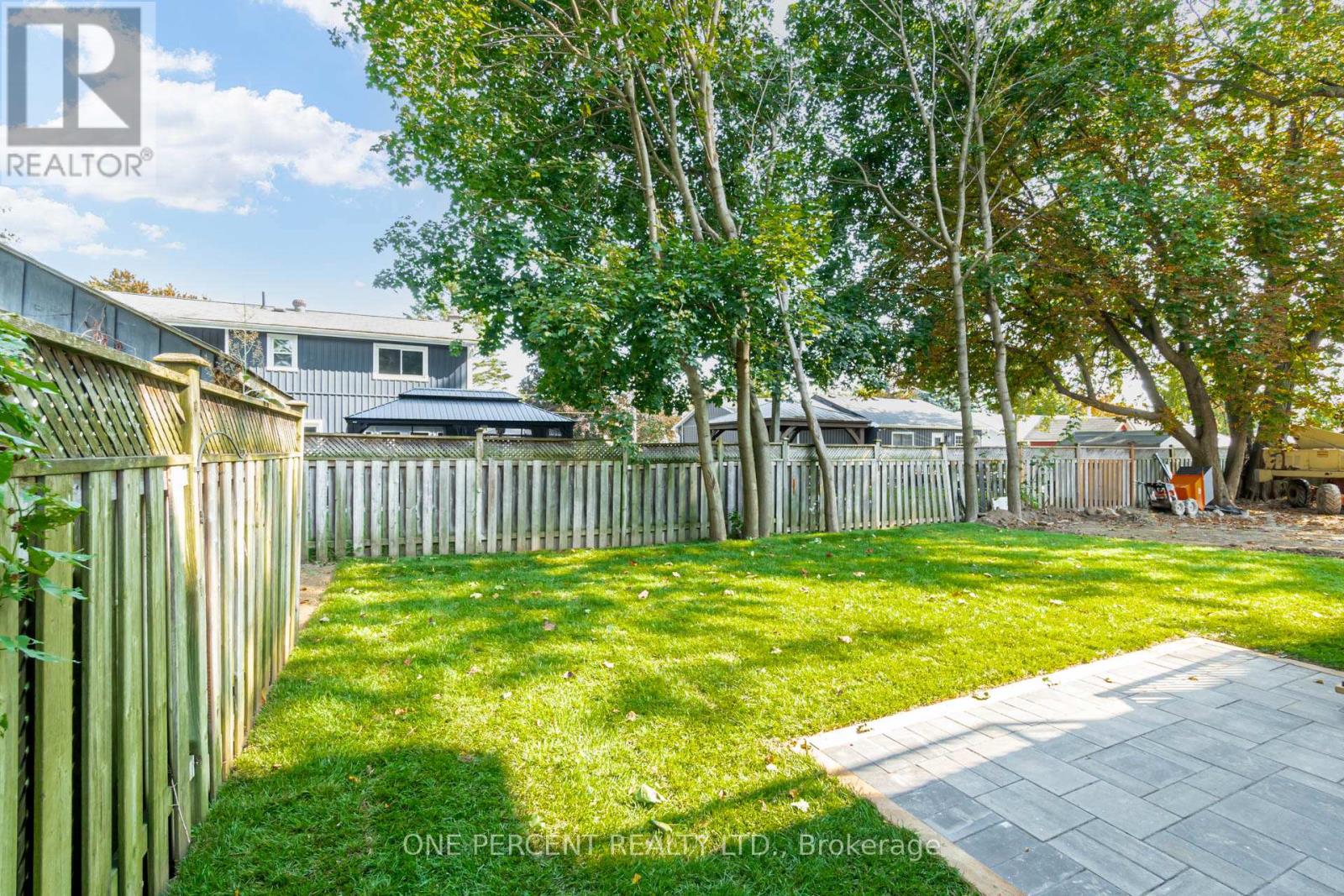 57 ROSEHILL DRIVE - 36