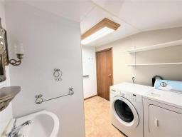 50 Morris Avenue N, Gladstone, MB R0J0T0 Photo 14