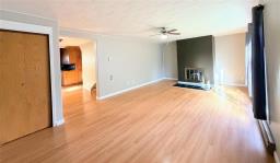 50 Morris Avenue N, Gladstone, MB R0J0T0 Photo 8