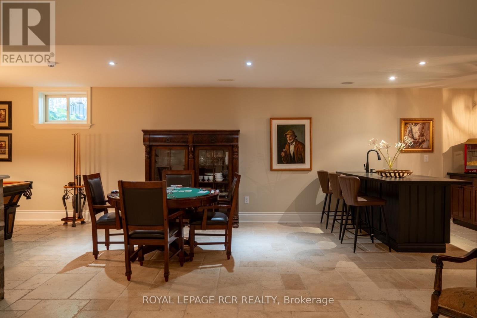 84 KENNEDY ROAD - Image 40