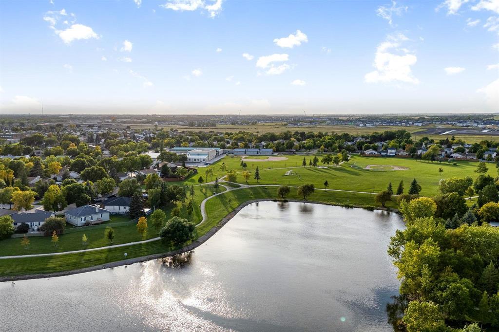 19 Lochspur Lane, Winnipeg, Manitoba, R2V3X7, Winnipeg, Manitoba — photo 4 of 5