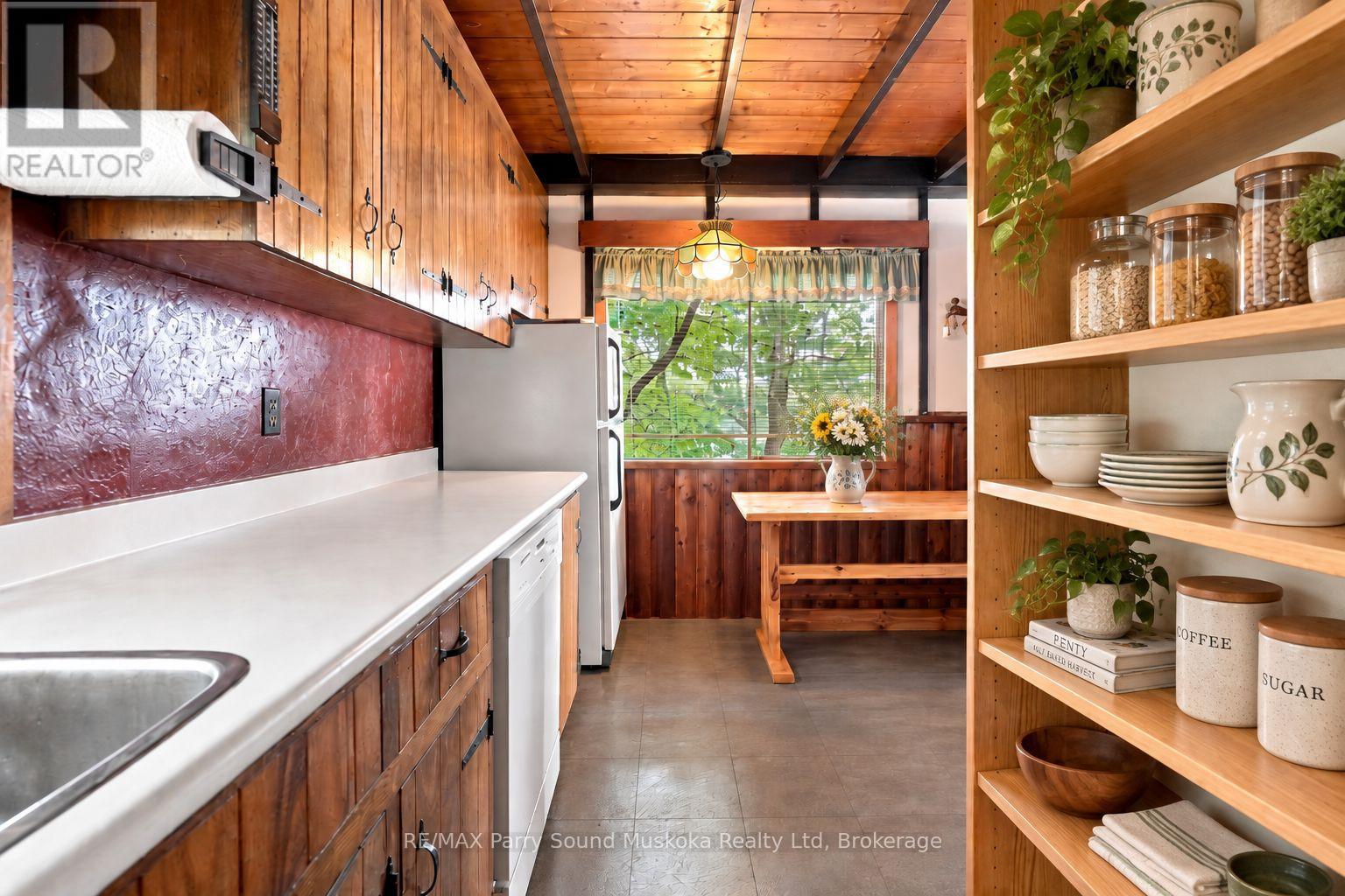 334 HEALEY LAKE - 13