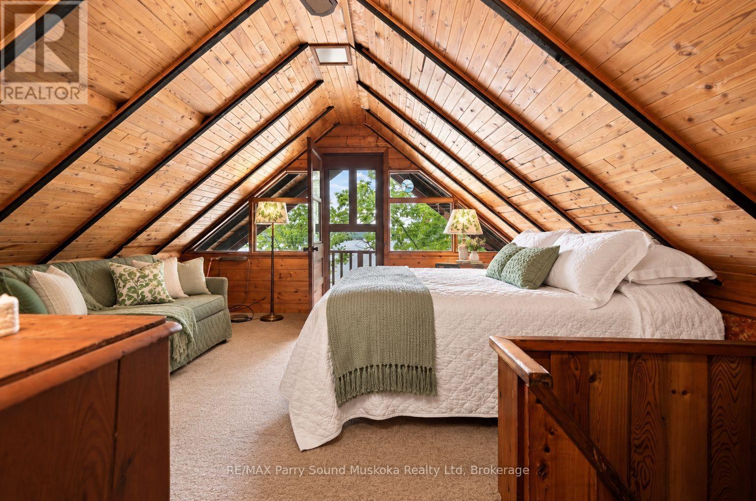 334 HEALEY LAKE - 22