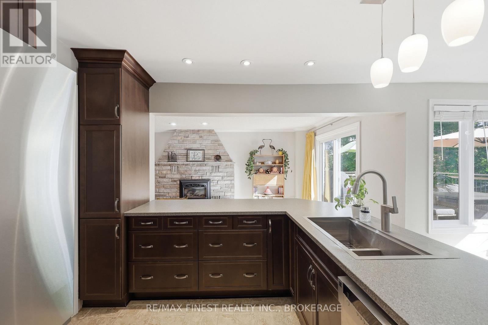 844 PURCELL CRESCENT - Image 11