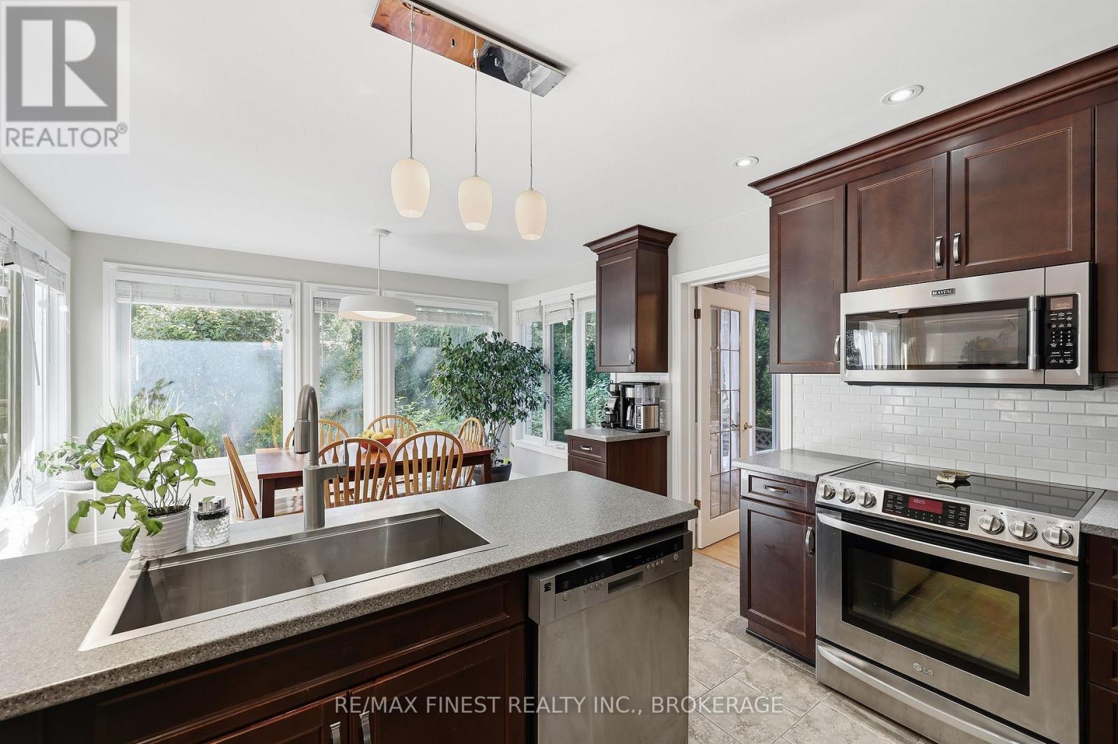 844 PURCELL CRESCENT - 12