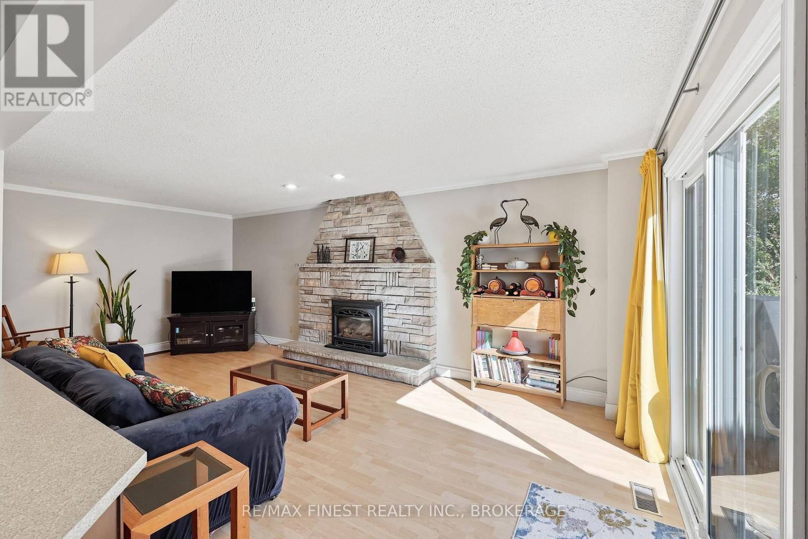 844 PURCELL CRESCENT - Image 16