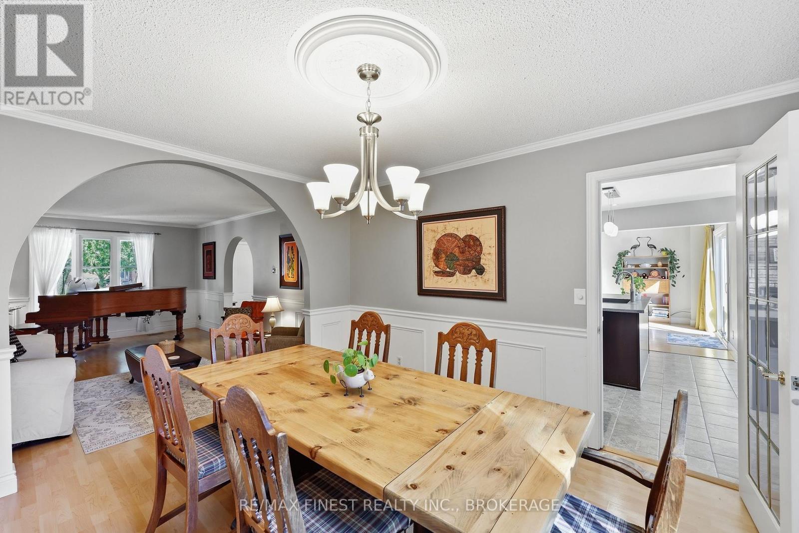 844 PURCELL CRESCENT - 21