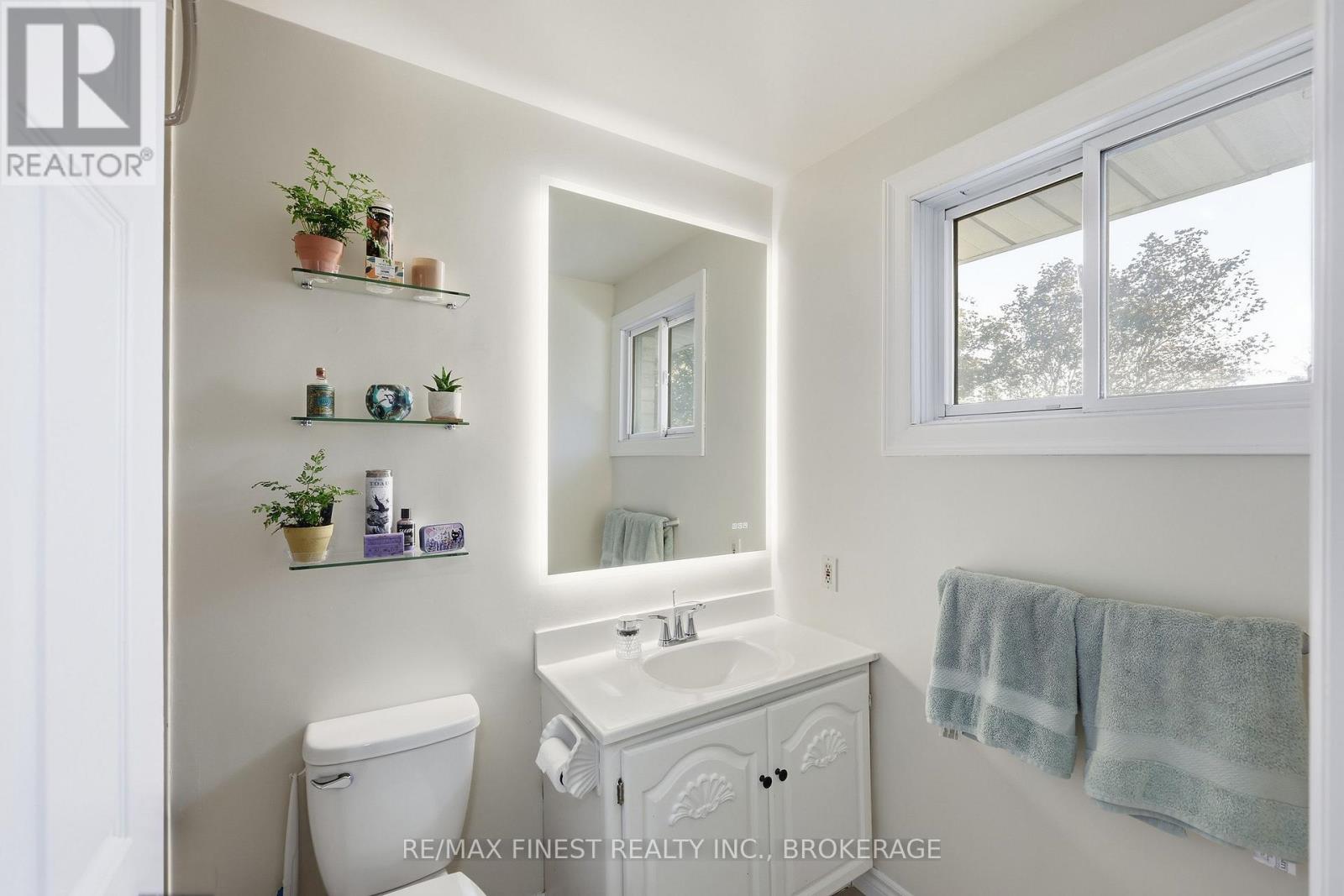 844 PURCELL CRESCENT - 28