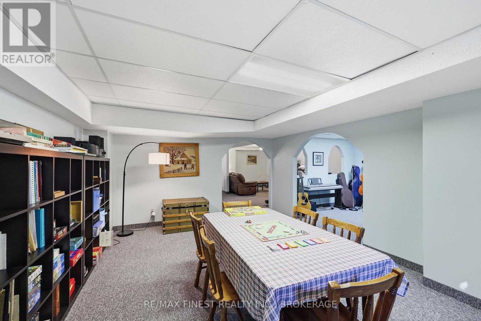 844 PURCELL CRESCENT - 41