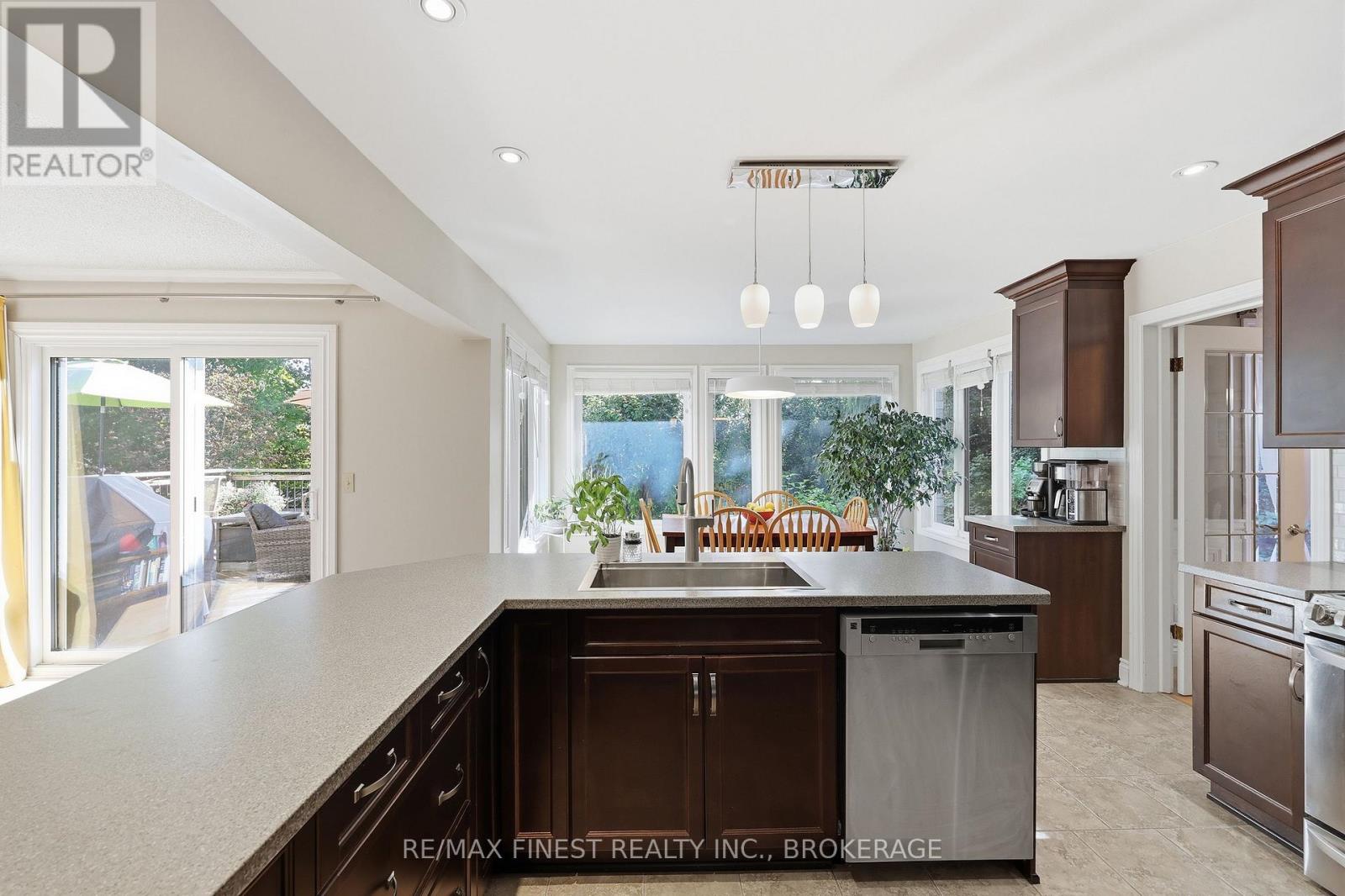 844 PURCELL CRESCENT - 7