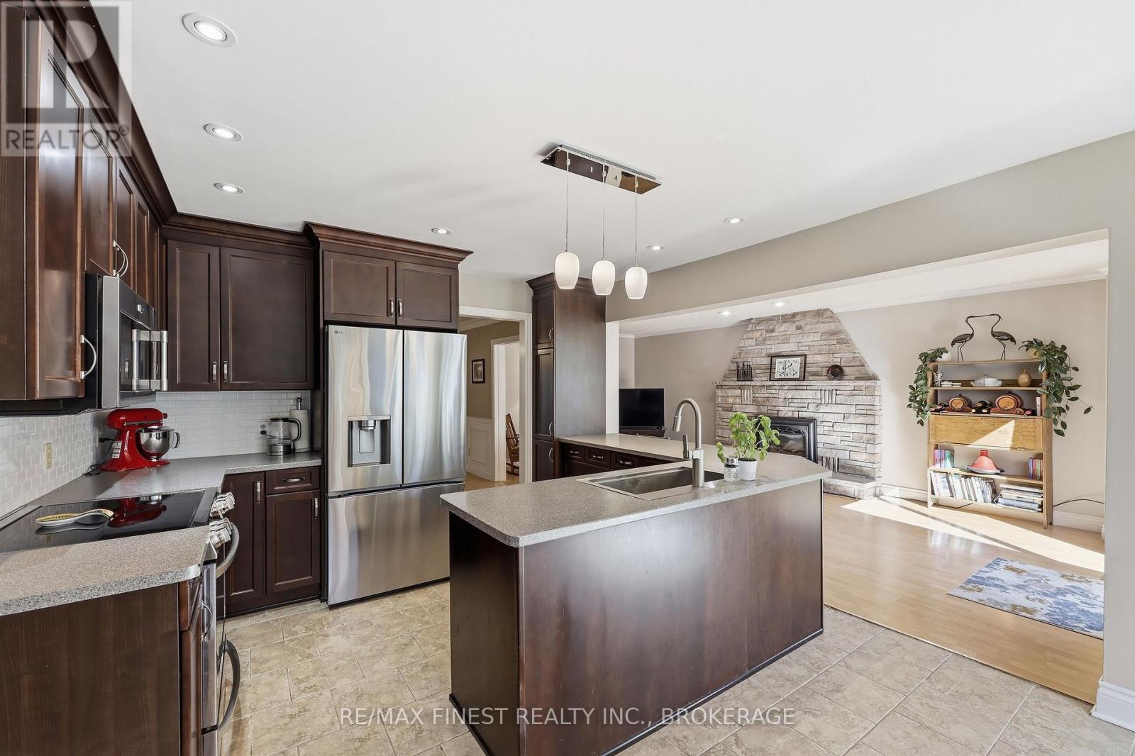 844 PURCELL CRESCENT - 9