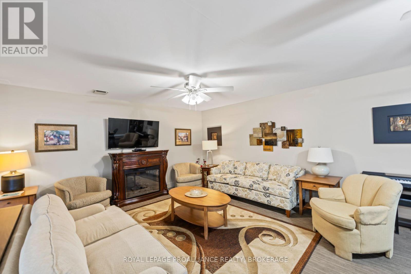 #215 334 QUEEN MARY ROAD - Image 22