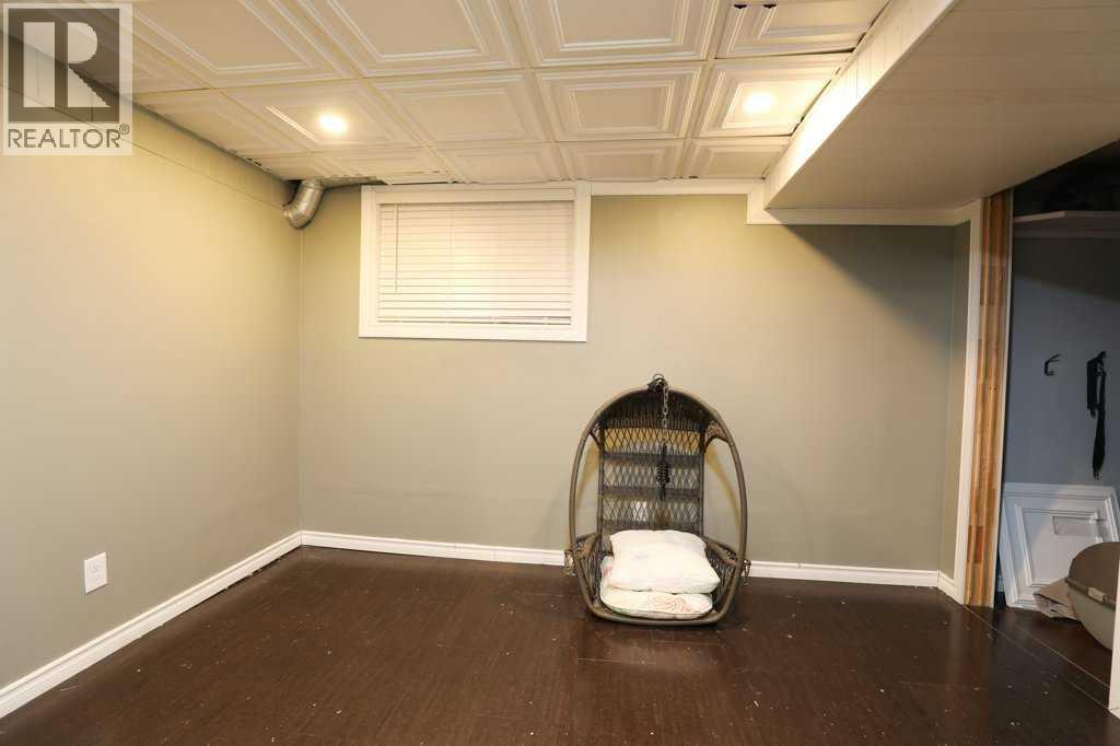 904 21A Avenue - 44