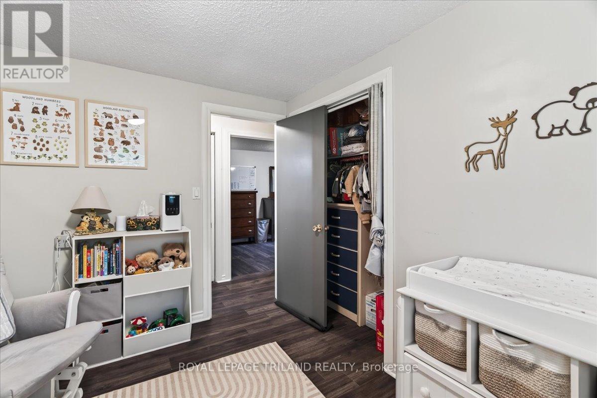 6 BAYLEY STREET - 20
