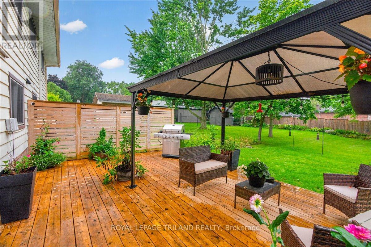 6 BAYLEY STREET - 31