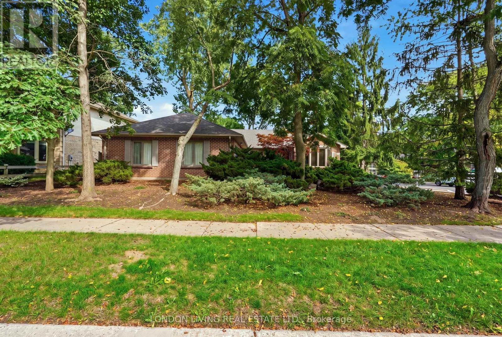 181 TIMBER DRIVE, London South (South B) — photo 5