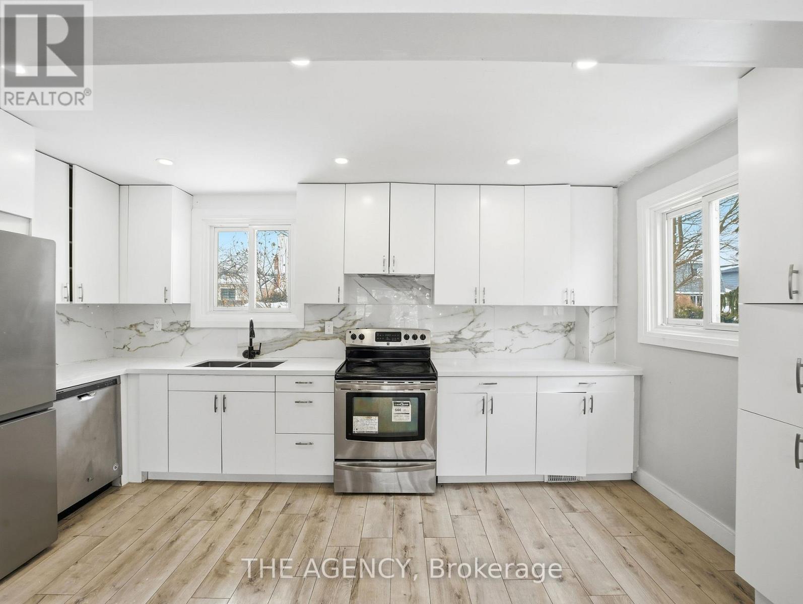 1236 AVONLEA ROAD - 12