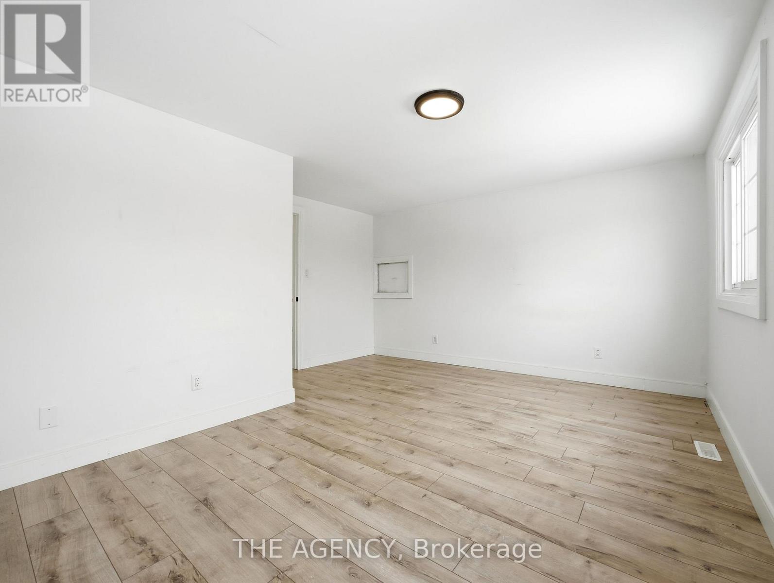 1236 AVONLEA ROAD - 19