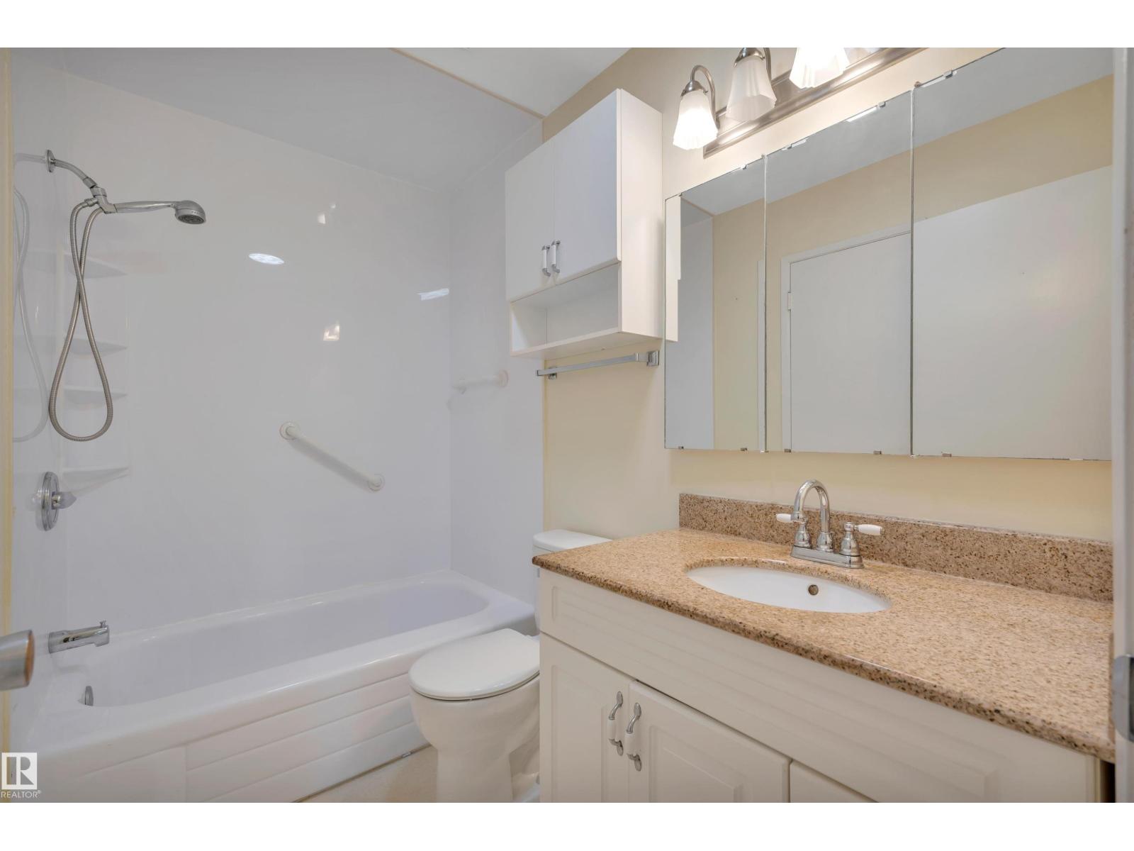 66 MEADOWBROOK RD - 27