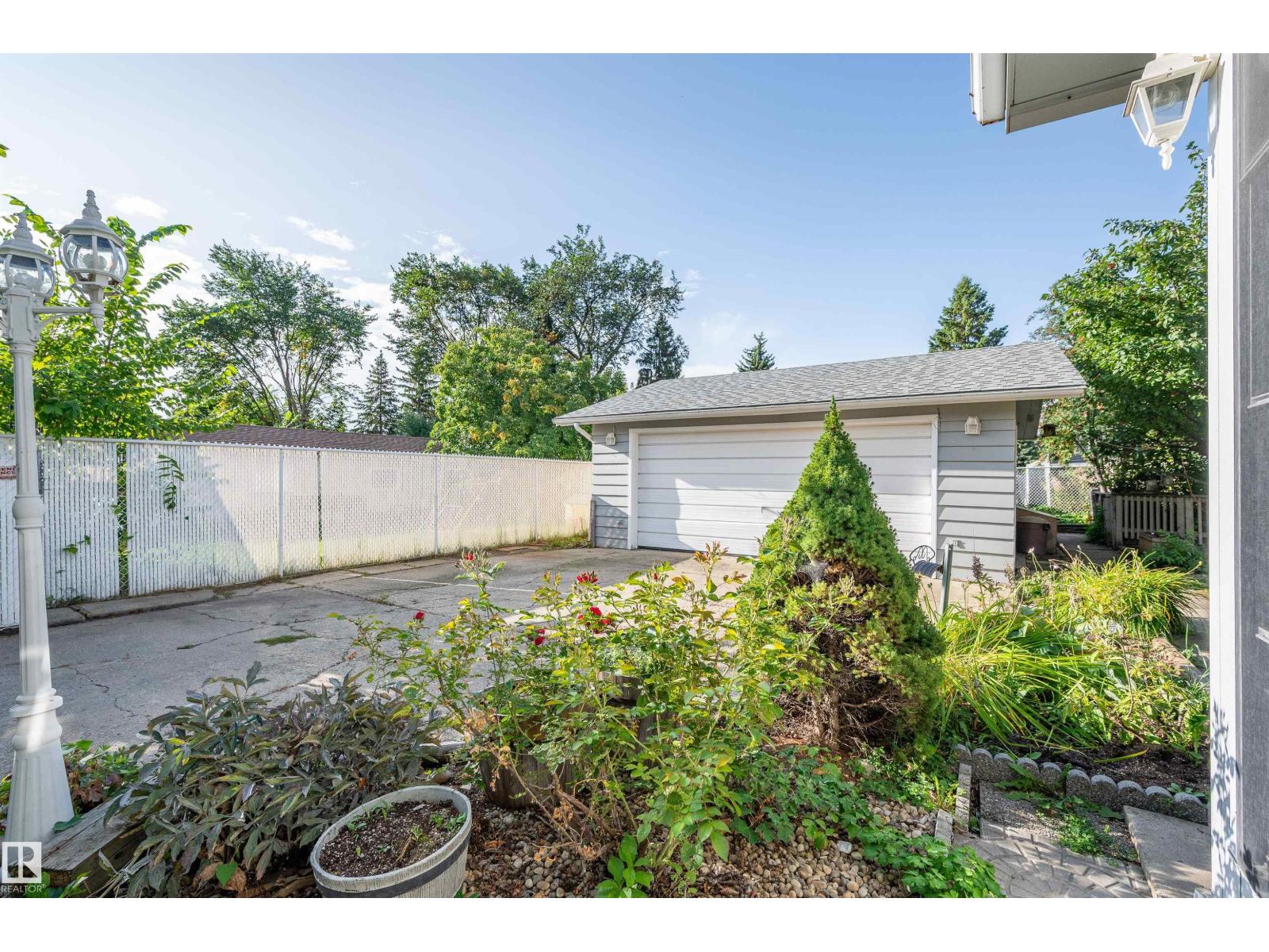 66 MEADOWBROOK RD - 43