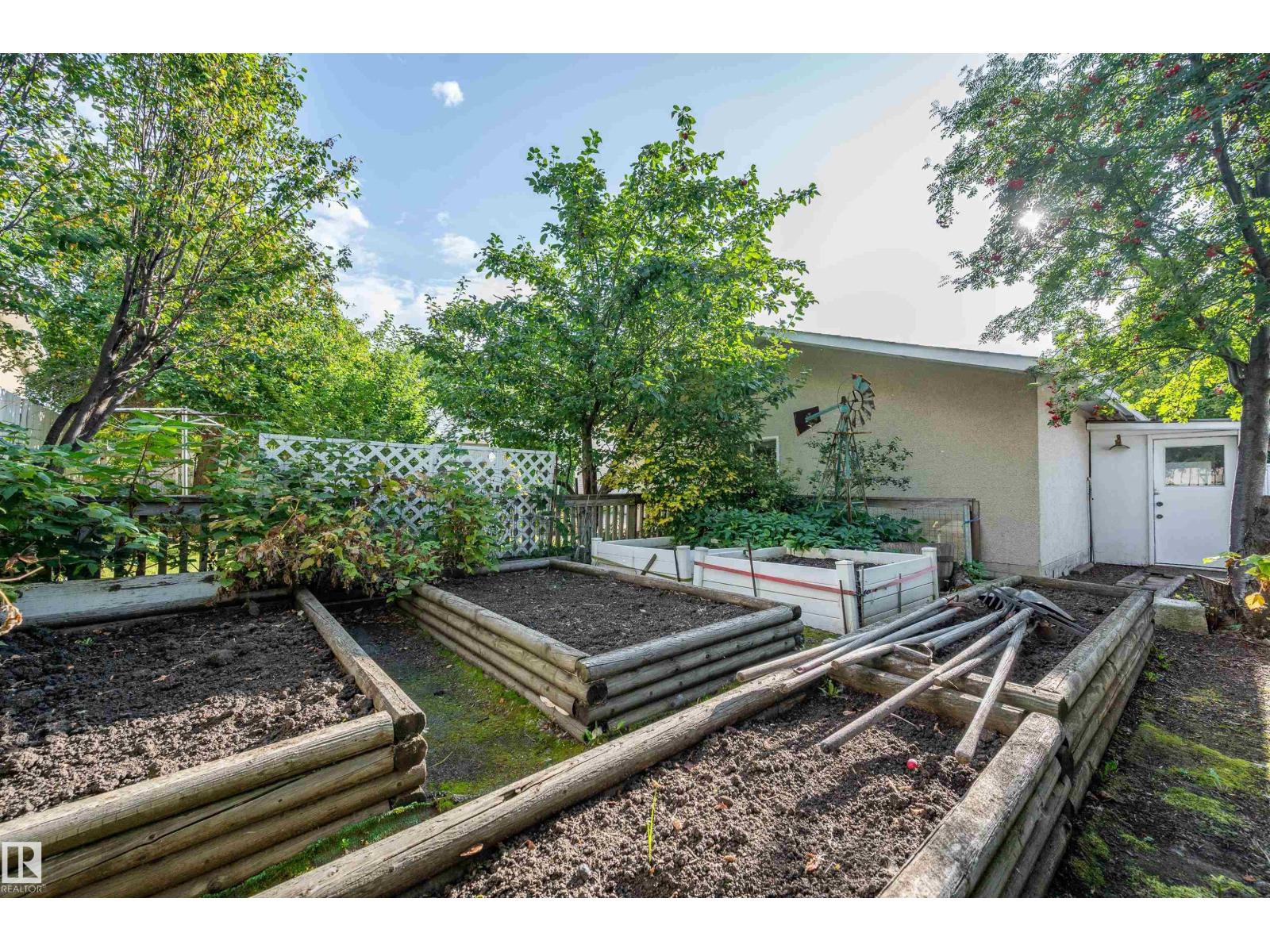 66 MEADOWBROOK RD - 56