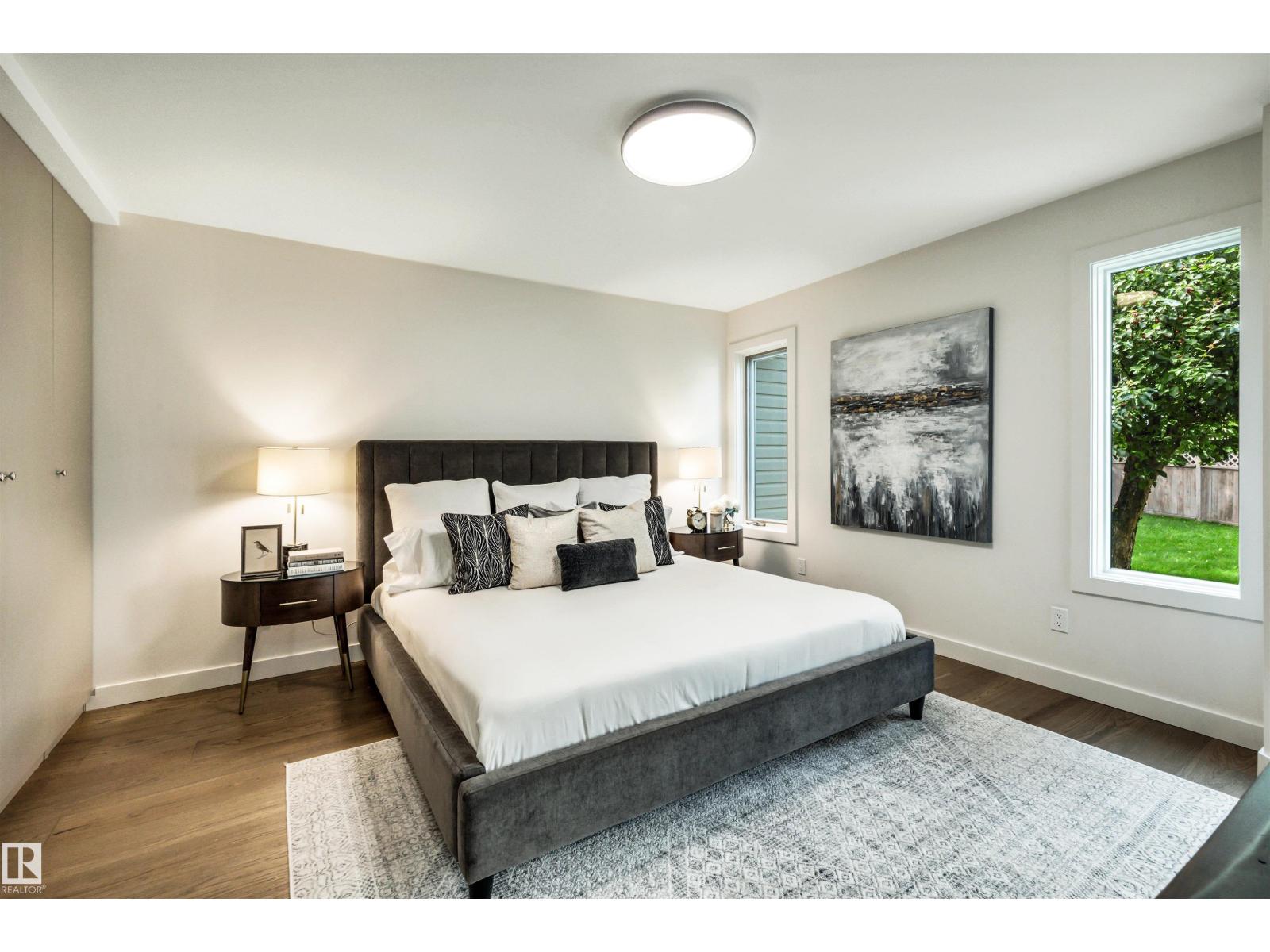 12 A INVERMERE PL - 22