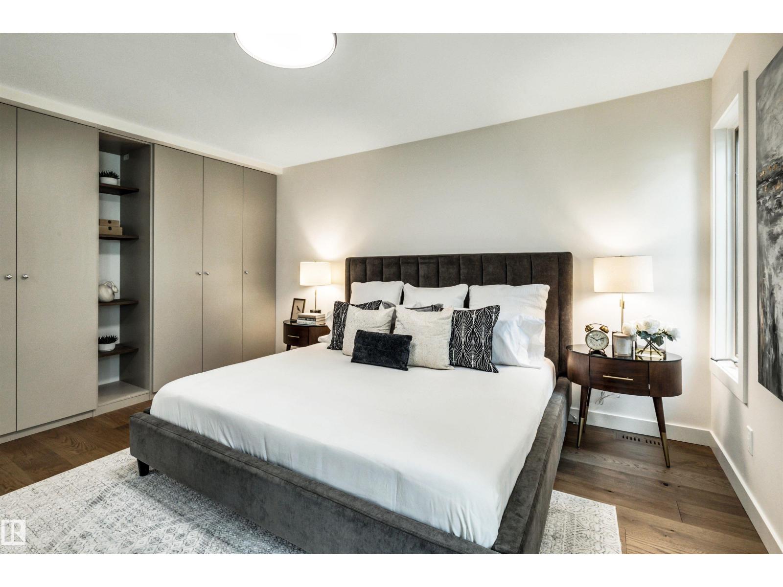 12 A INVERMERE PL - 23