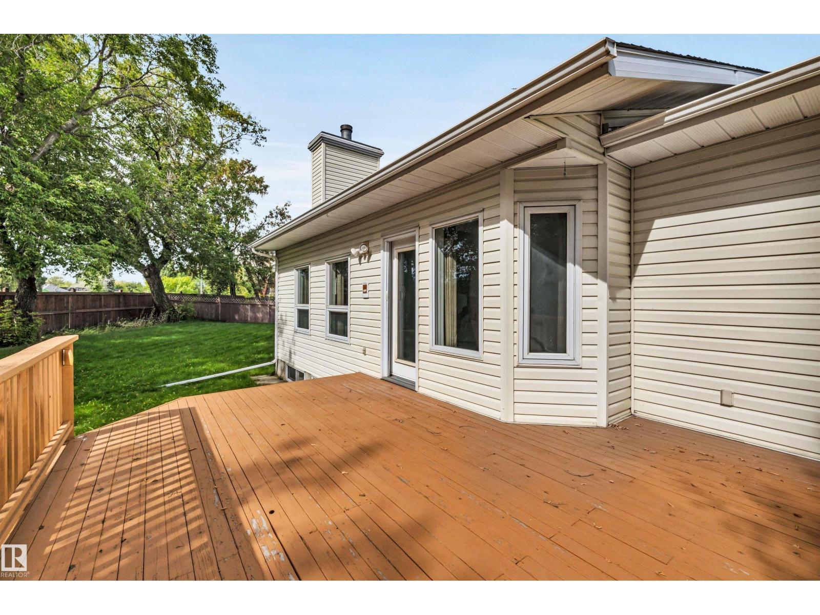 12 A INVERMERE PL - 41