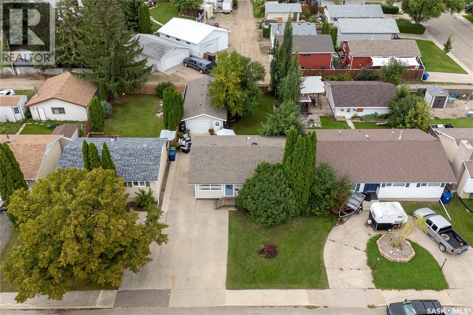 341 Boychuk DRIVE - Image 38