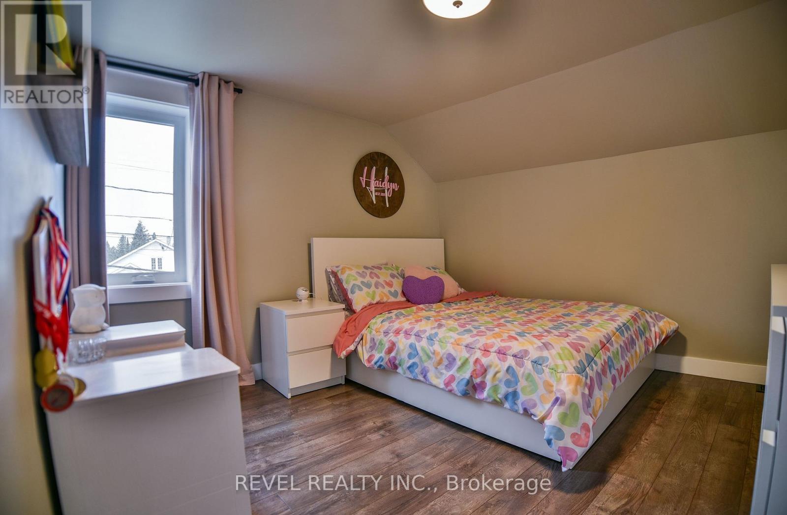 338 CRAIG STREET - Image 29
