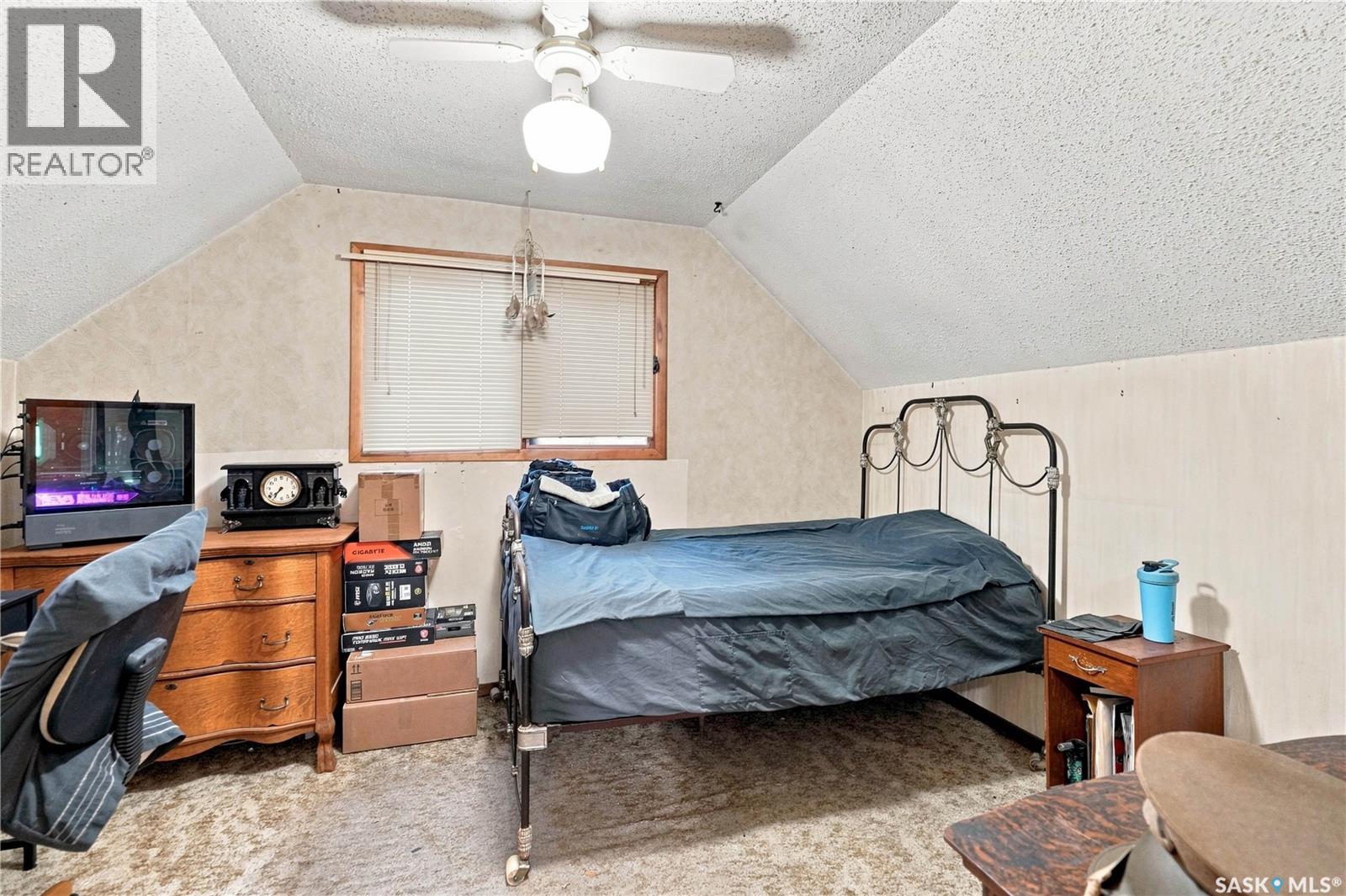 4230 6th AVENUE - Image 17