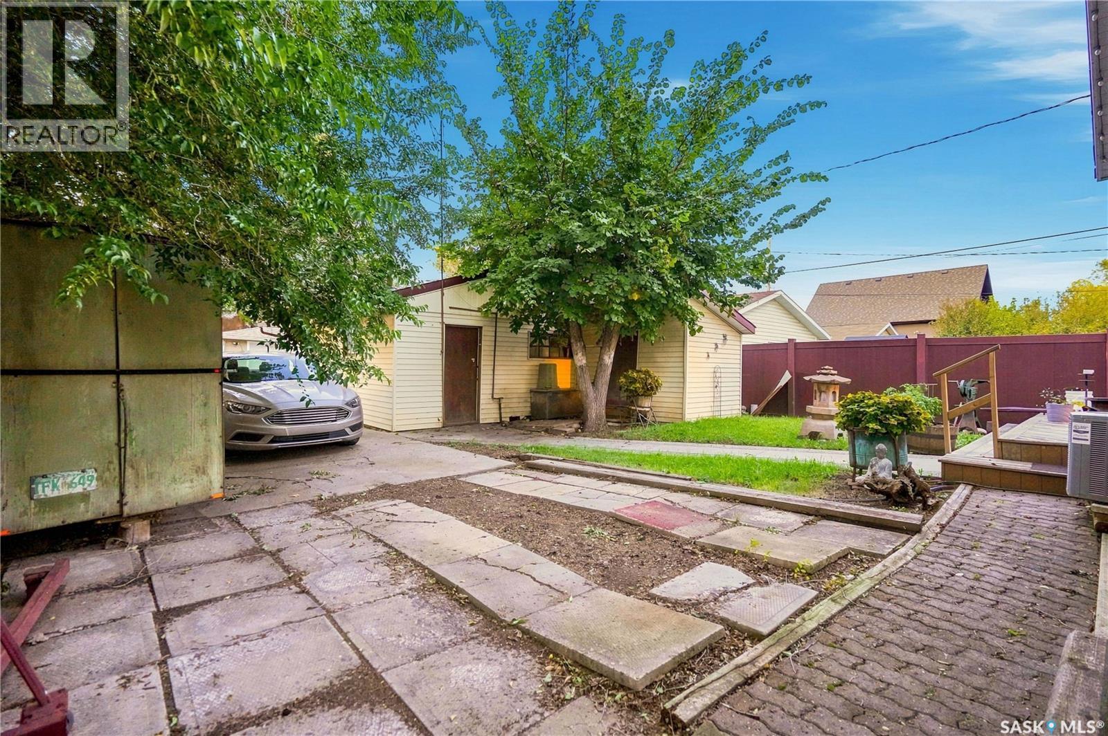 4230 6th AVENUE - Image 32