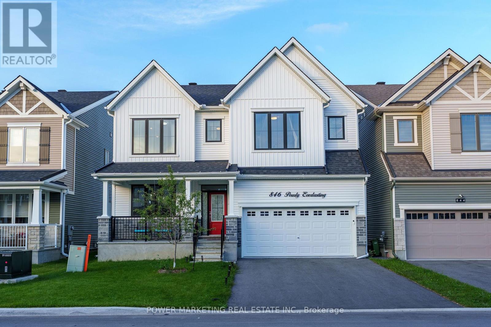 846 PEARLY EVERLASTING CRESCENT - 1