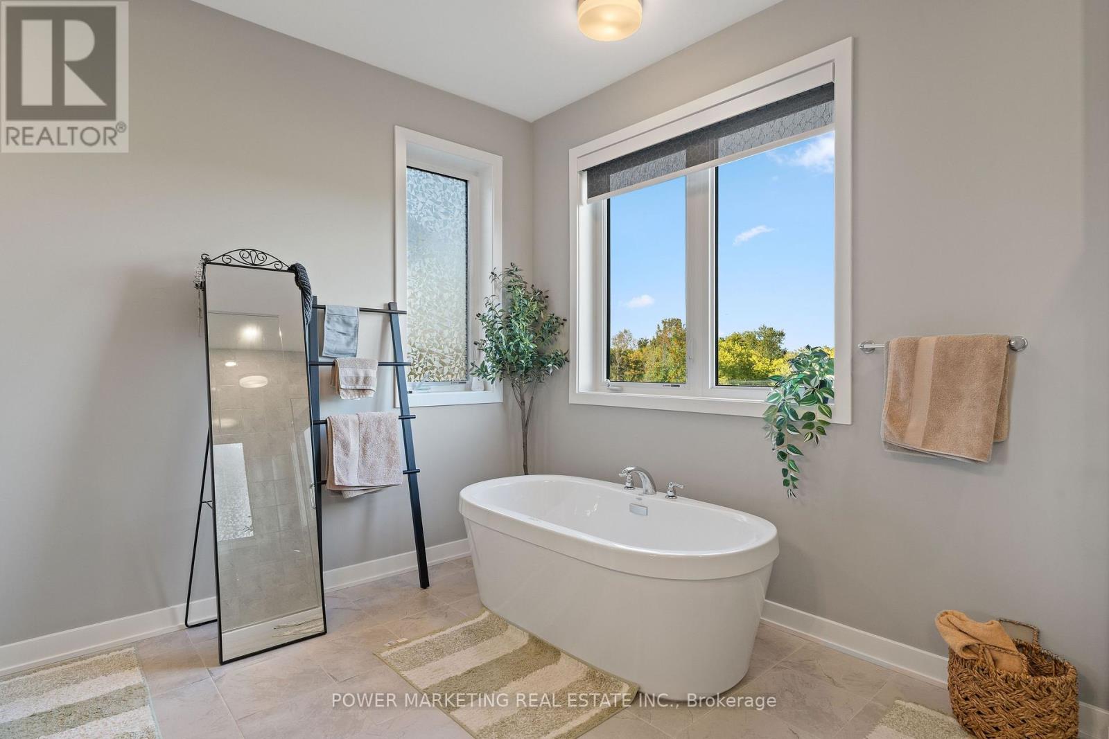 5 Bed, 5 Bath House for Sale in Ottawa – 846 PEARLY EVERLASTING CRESCENT, Ottawa – MLS# X13771636 - Image 30