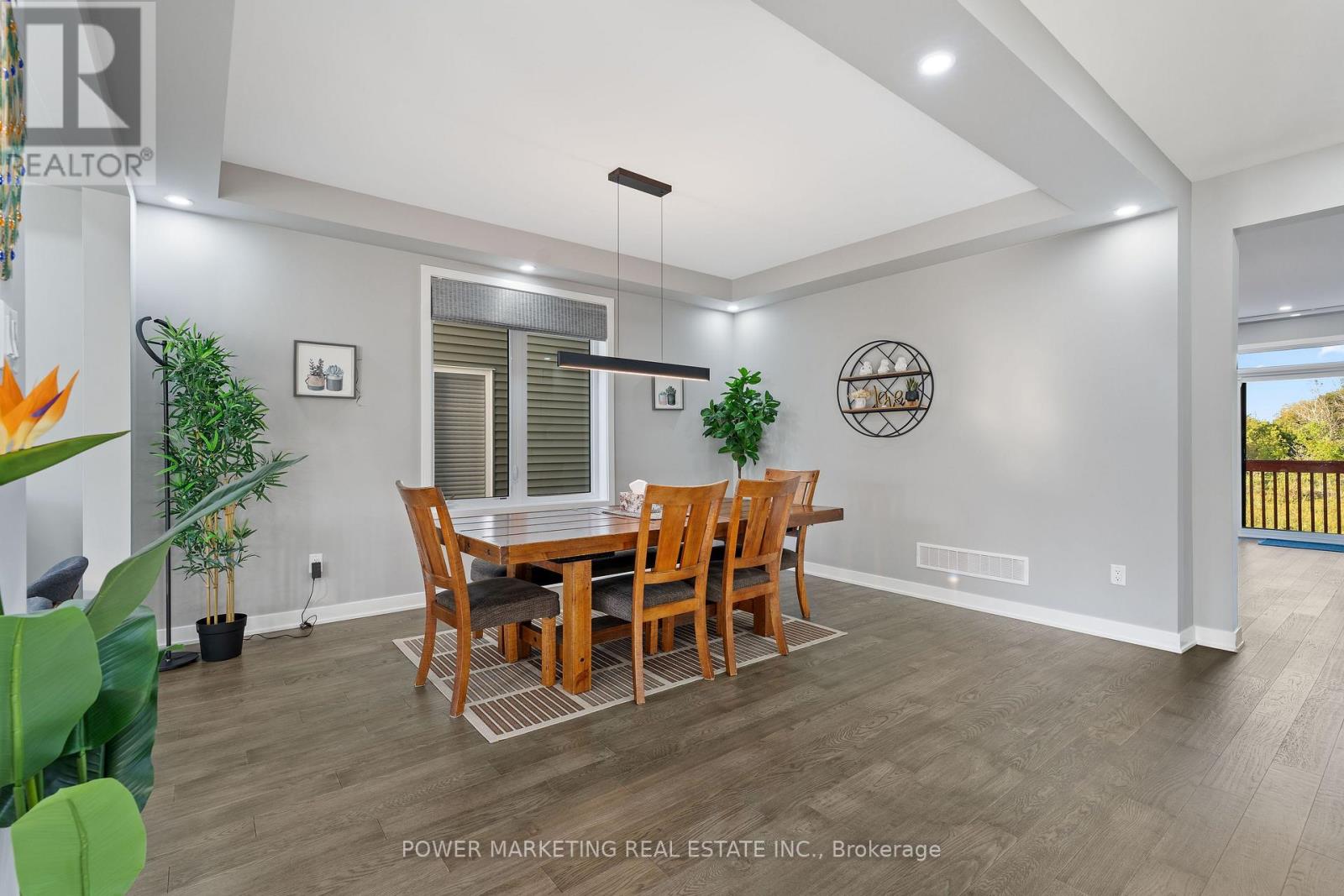 5 Bed, 5 Bath House for Sale in Ottawa – 846 PEARLY EVERLASTING CRESCENT, Ottawa – MLS# X13771636 - Image 9