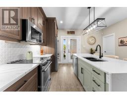 323 Forestview Crescent, Renfrew, ON K7V0C4 Photo 8