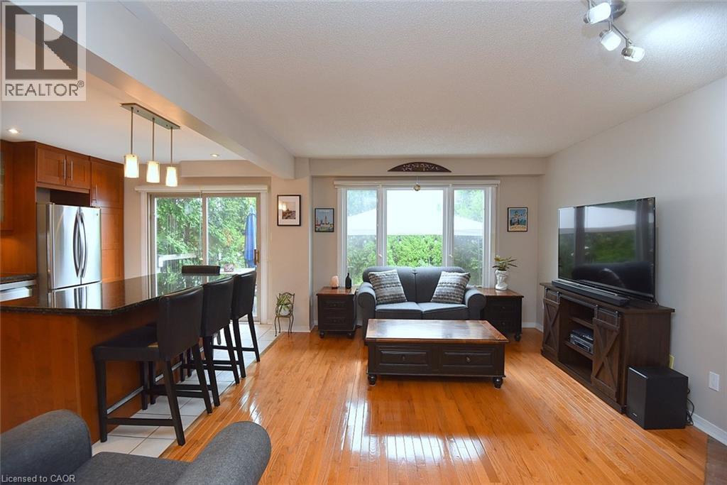 130 CHARING Drive - 7