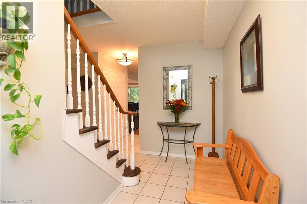 130 CHARING Drive - 5