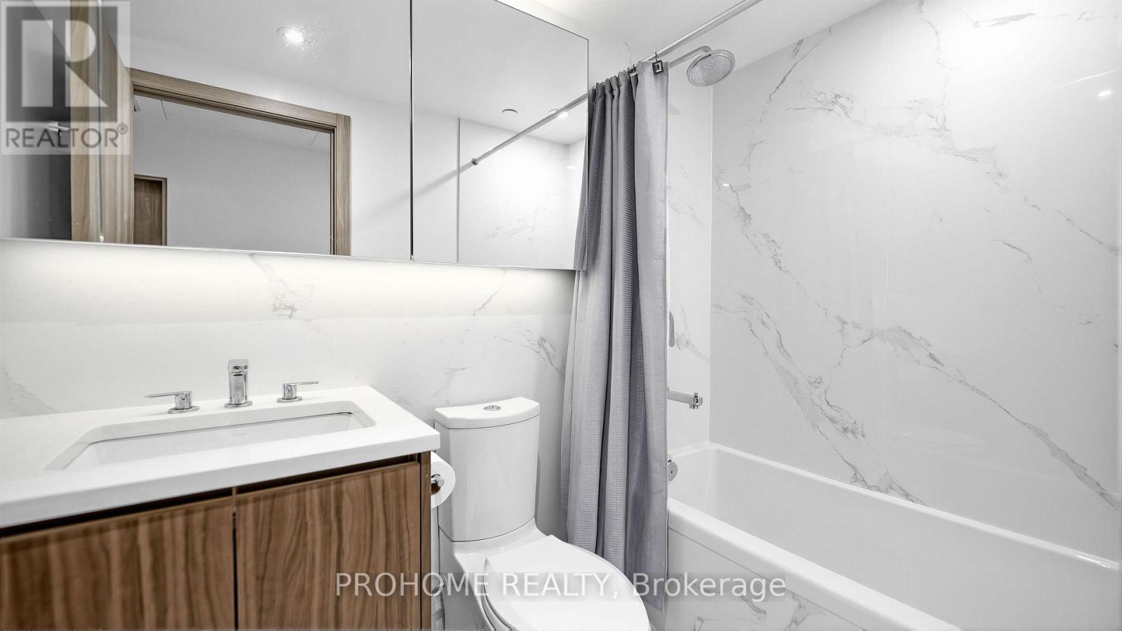 #111 27 MCMAHON DRIVE - Image 30